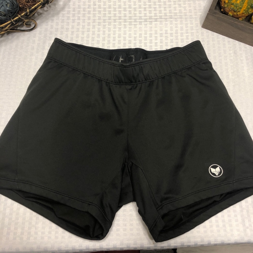 Women’s Alpha Forward Venture shorts